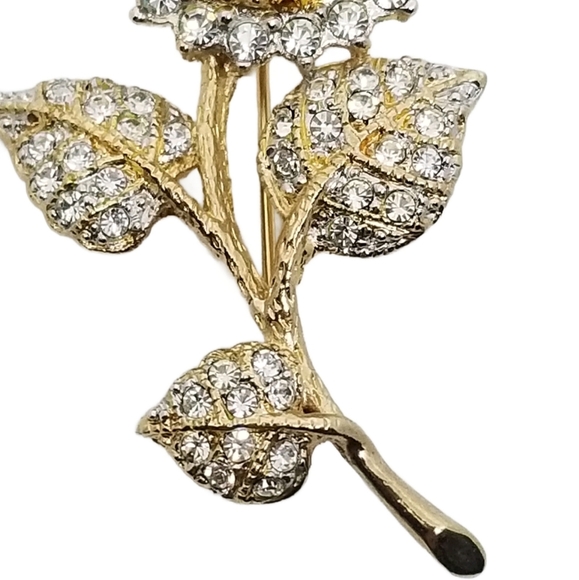 ROMAN CO. VINTAGE GOLDTONE FLOWER BROOCH WITH ORANGE & WHITE RHINESTONES - Picture 2 of 4